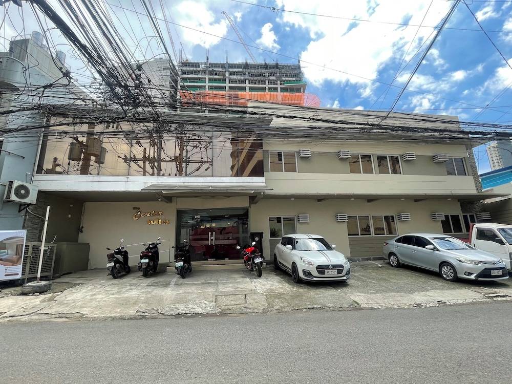 The Center Suites Cebu 1