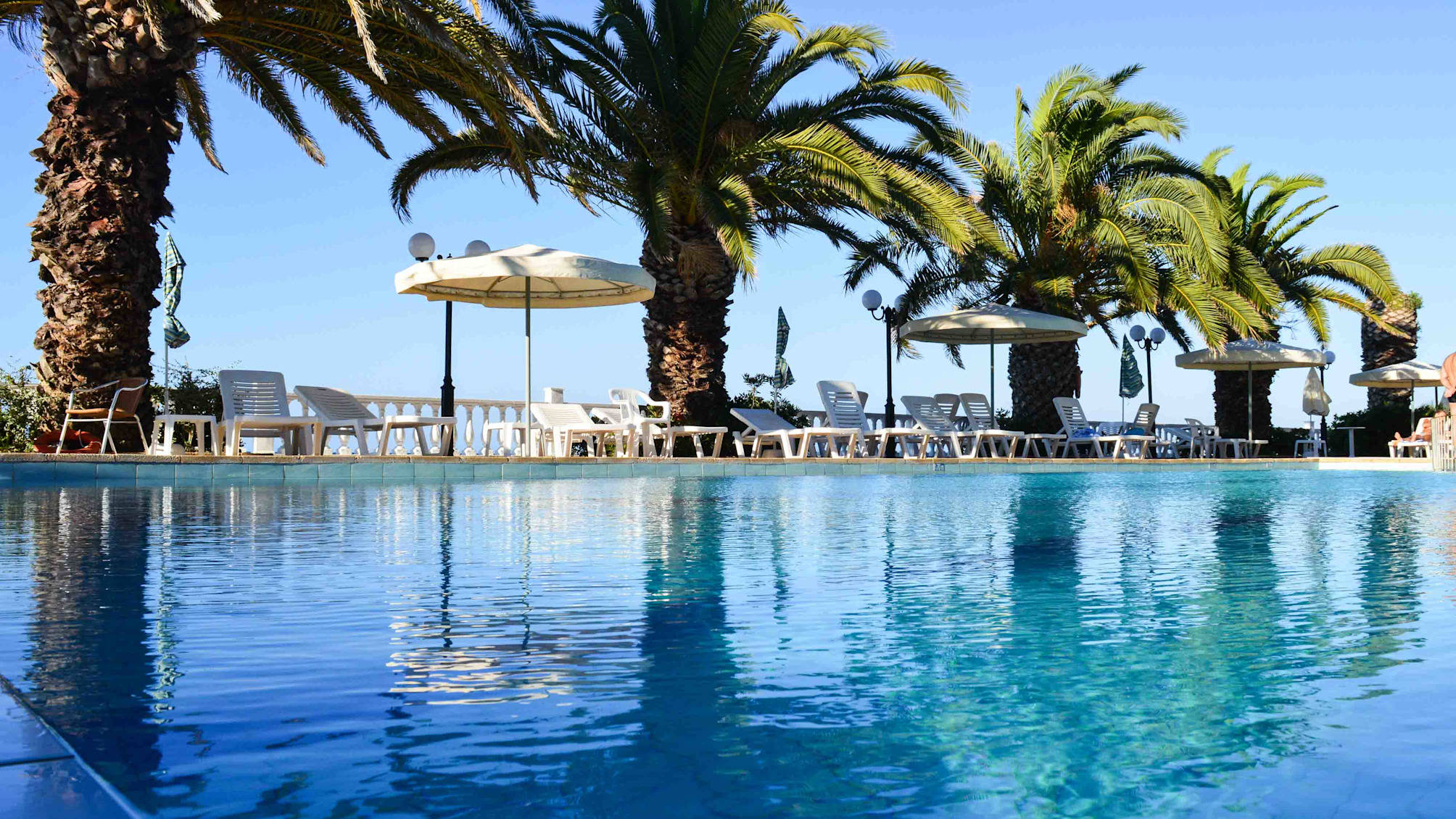 Paradise Beach Hotel 2