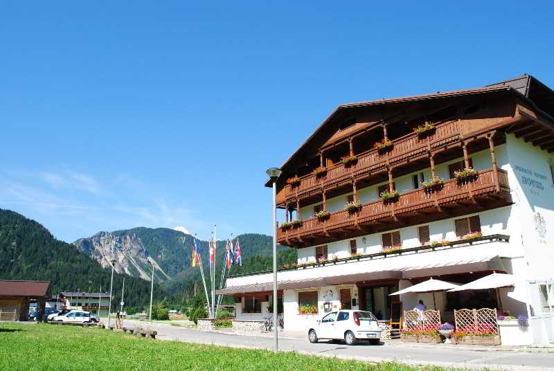 Monaco Sport Hotel 2