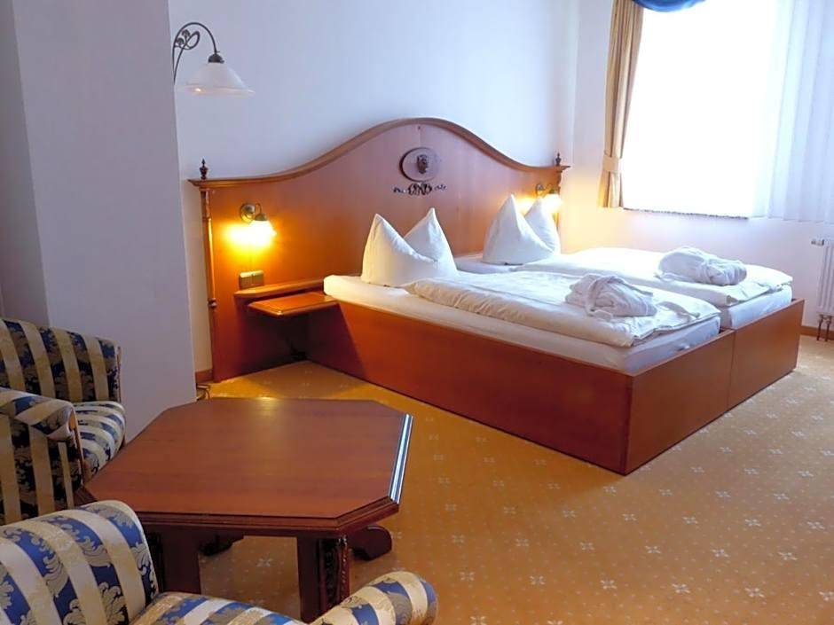 Hotel Goldner Löwe 1