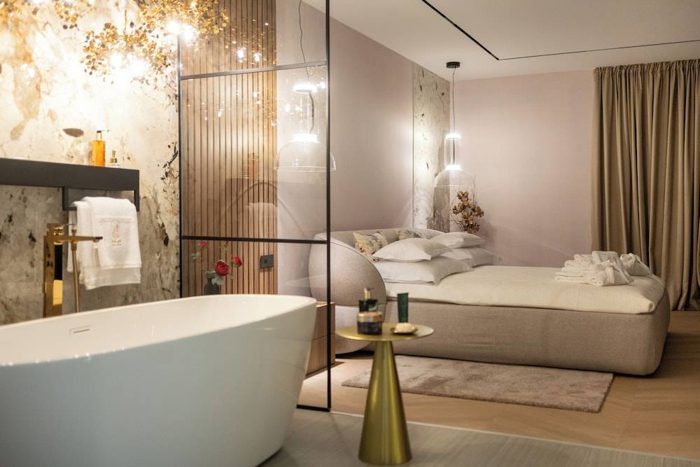 Luxury Rooms - FOR GIFT 1