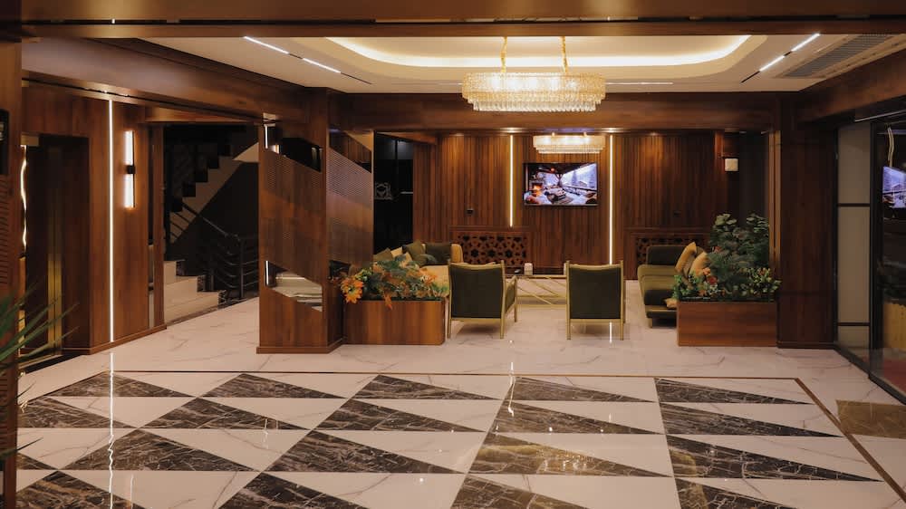 Mir Emir Hotel 2