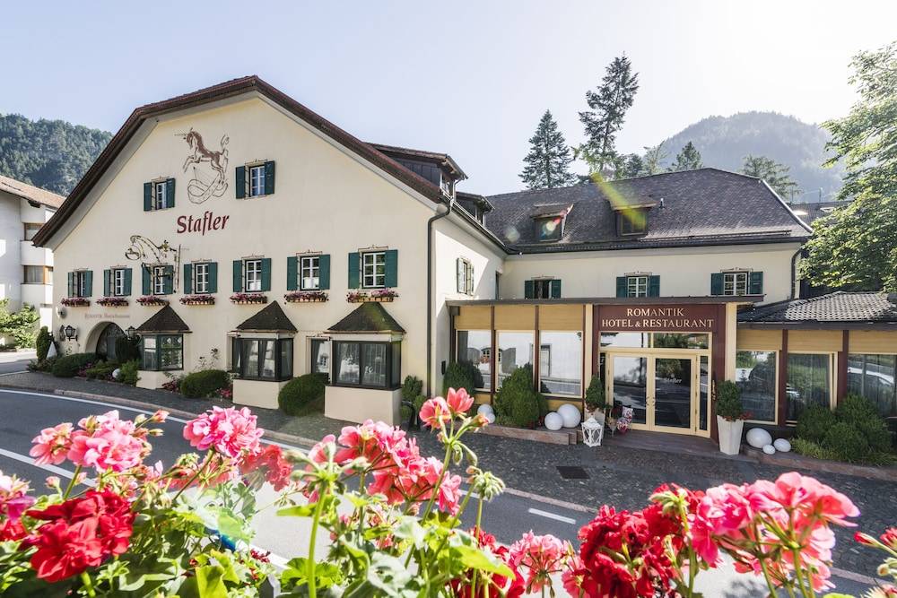 Romantik Hotel & Restaurant Stafler 1