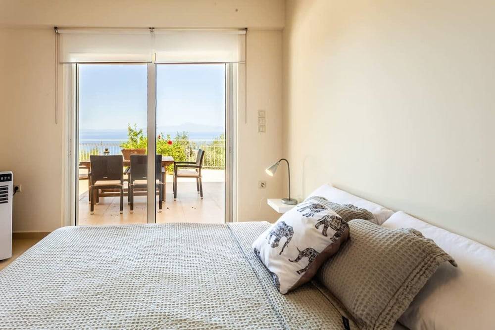 Aigli Fully Equipped Getaway - Seaview Lux Retreat 2