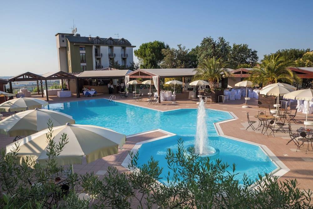 La Cantinella 1