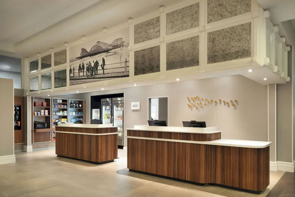 Courtyard by Marriott Long Beach Downtown 2