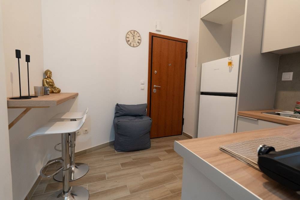 LIV - Cozy Apartment in Pagrati 1