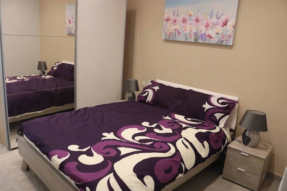Seafront Studio Apartment 1