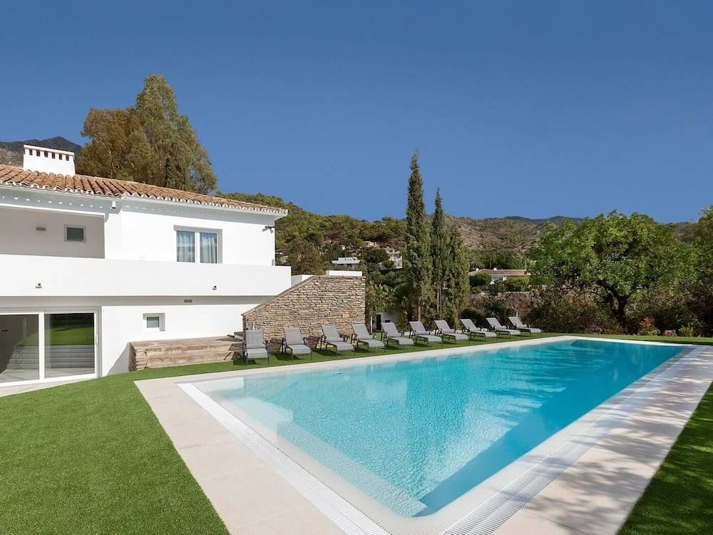 Top Luxury Marbella Villa 1