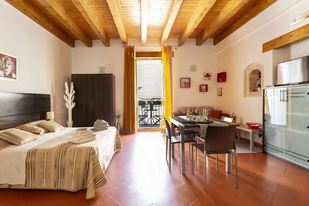 Salomone Apartment 3 2