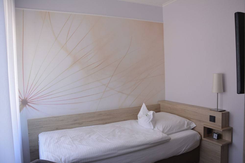 Hotel Restaurant "Zur Post" 2