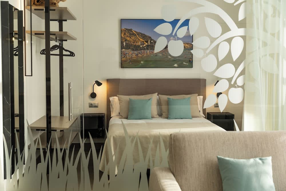 Guillman Suites 2