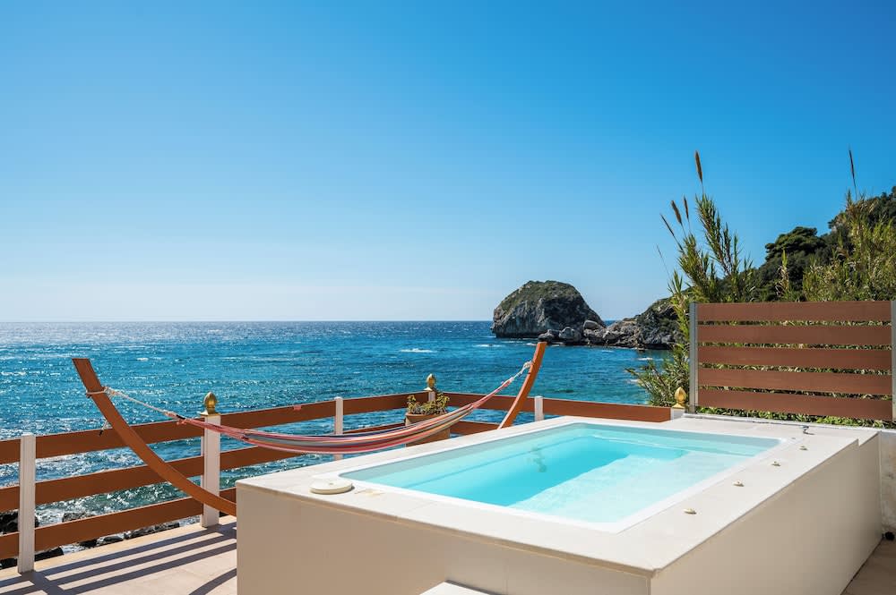 Villa Renata & Villa Filippos with private Plunge Pool by Konnect 1