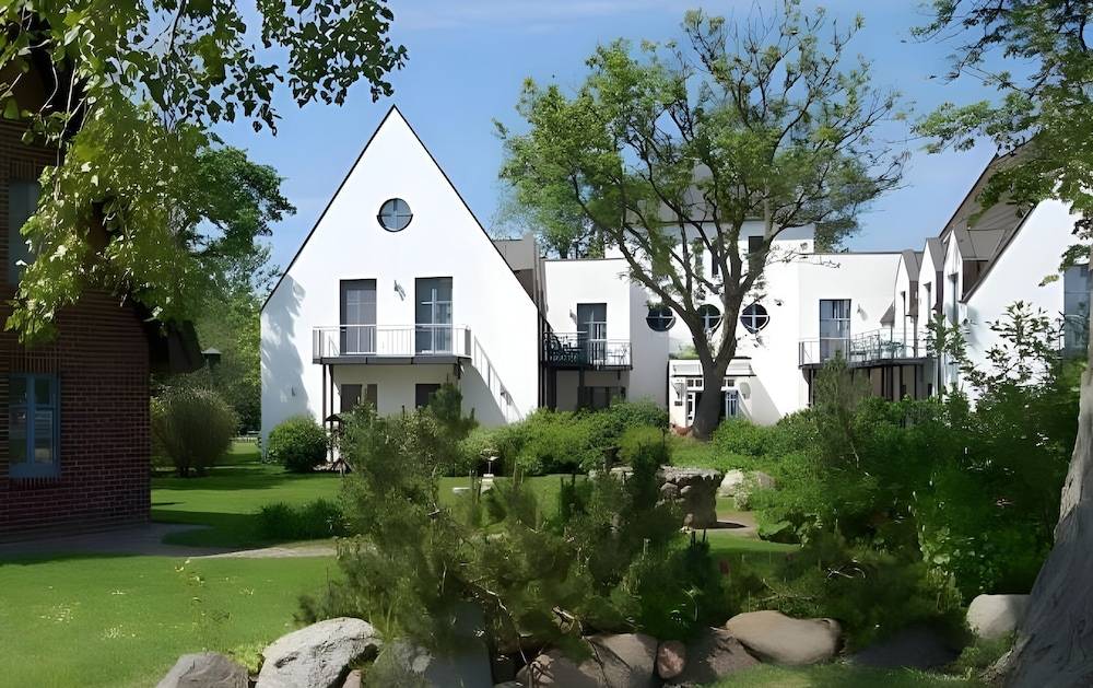Hotel Rügenschmiede vis a vis Hiddensee 1