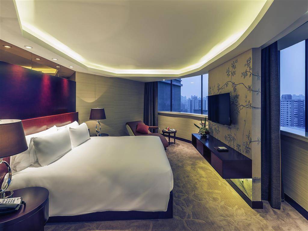 Mercure Shanghai Royalton 1