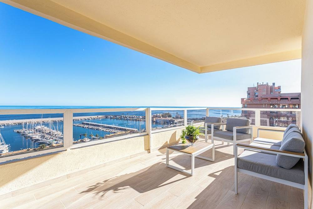 Hotel Apartamentos Pyr Fuengirola 1
