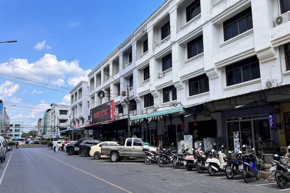 Bed Station Hostel Krabi 1