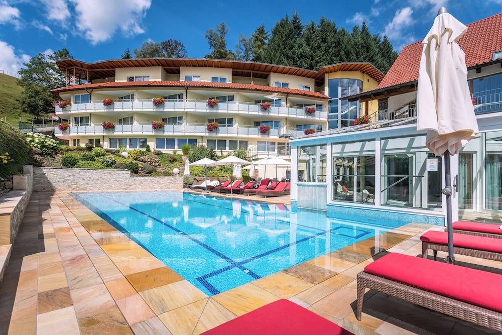 Naturparkhotel Adler 1