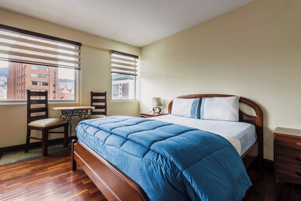 Luxstone Executive & Suites 2