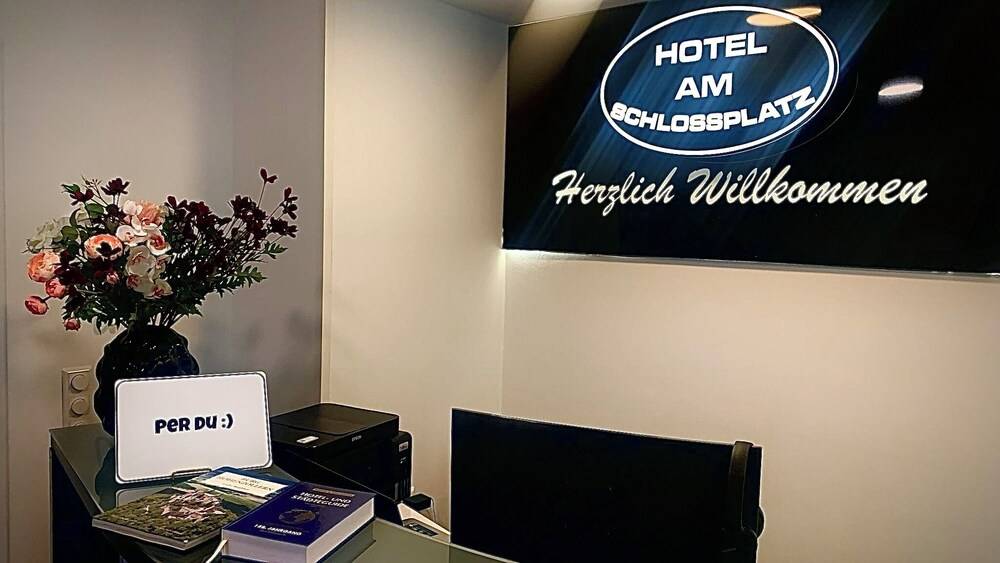 Hotel am Schlossplatz 2