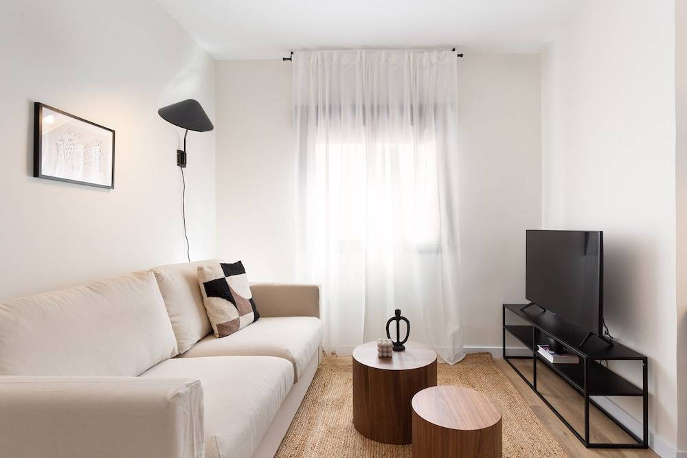 Urban Chill Apartments By Olala Homes 1