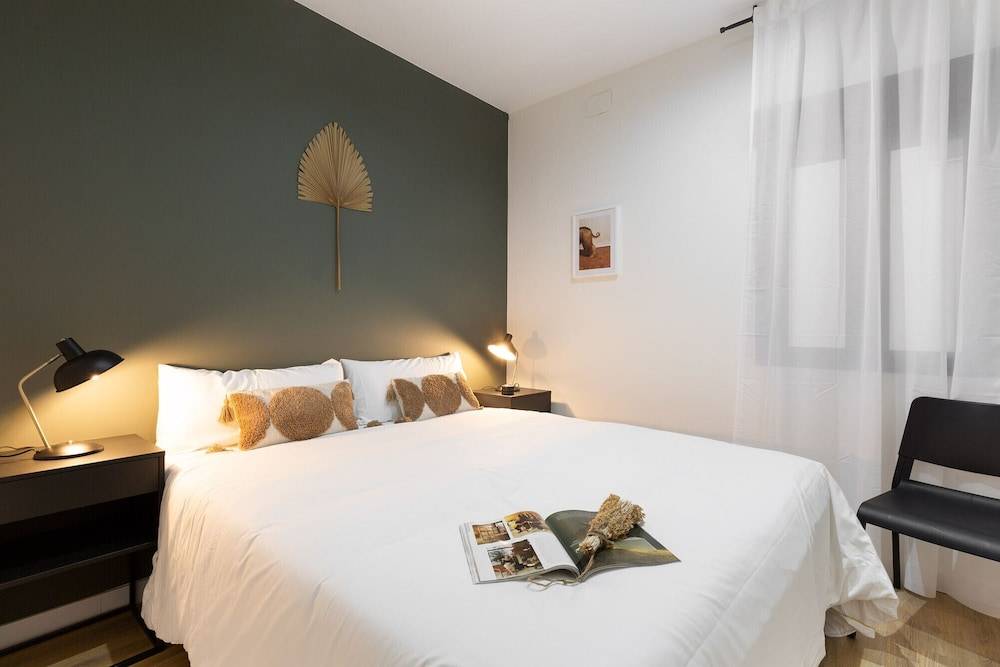 Urban Chill Apartments By Olala Homes 2