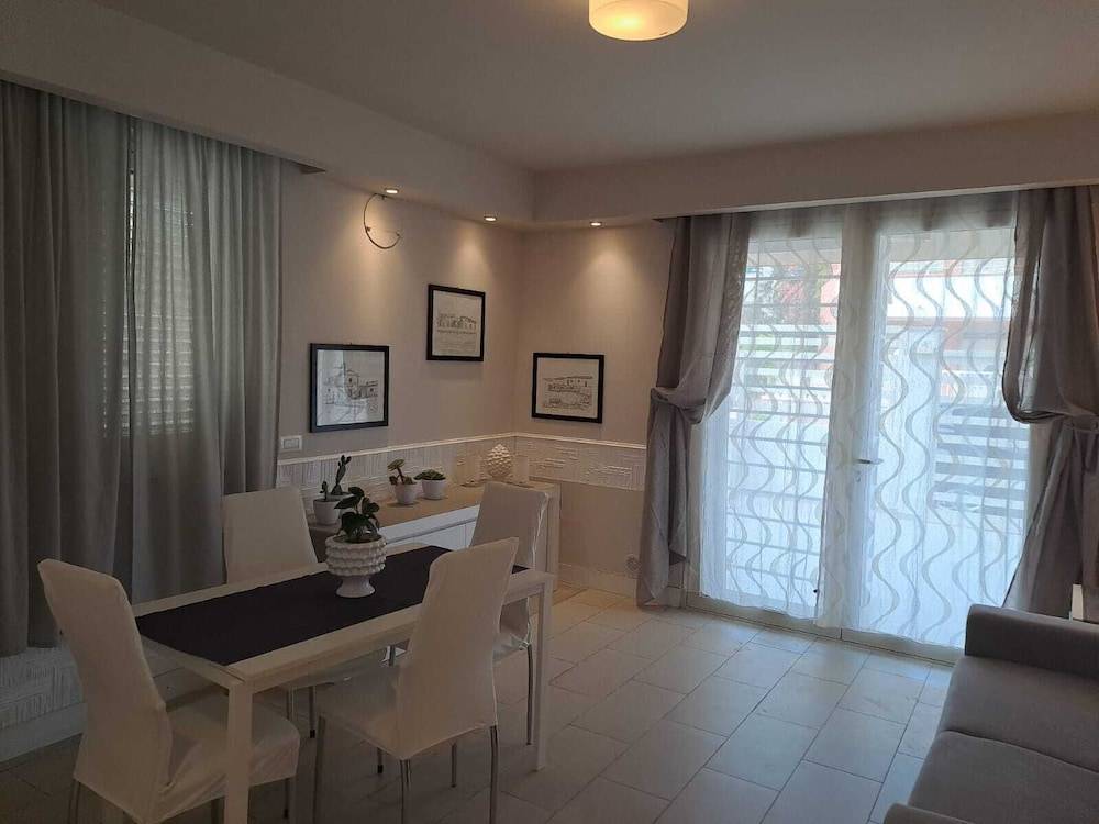 Casa Rosa di Sicilia Marzamemi 1