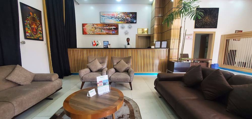 Dalchifit Suites 1