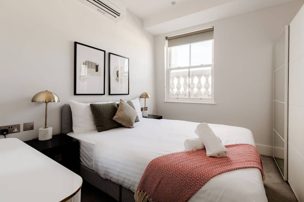 South Kensington Apartments 2