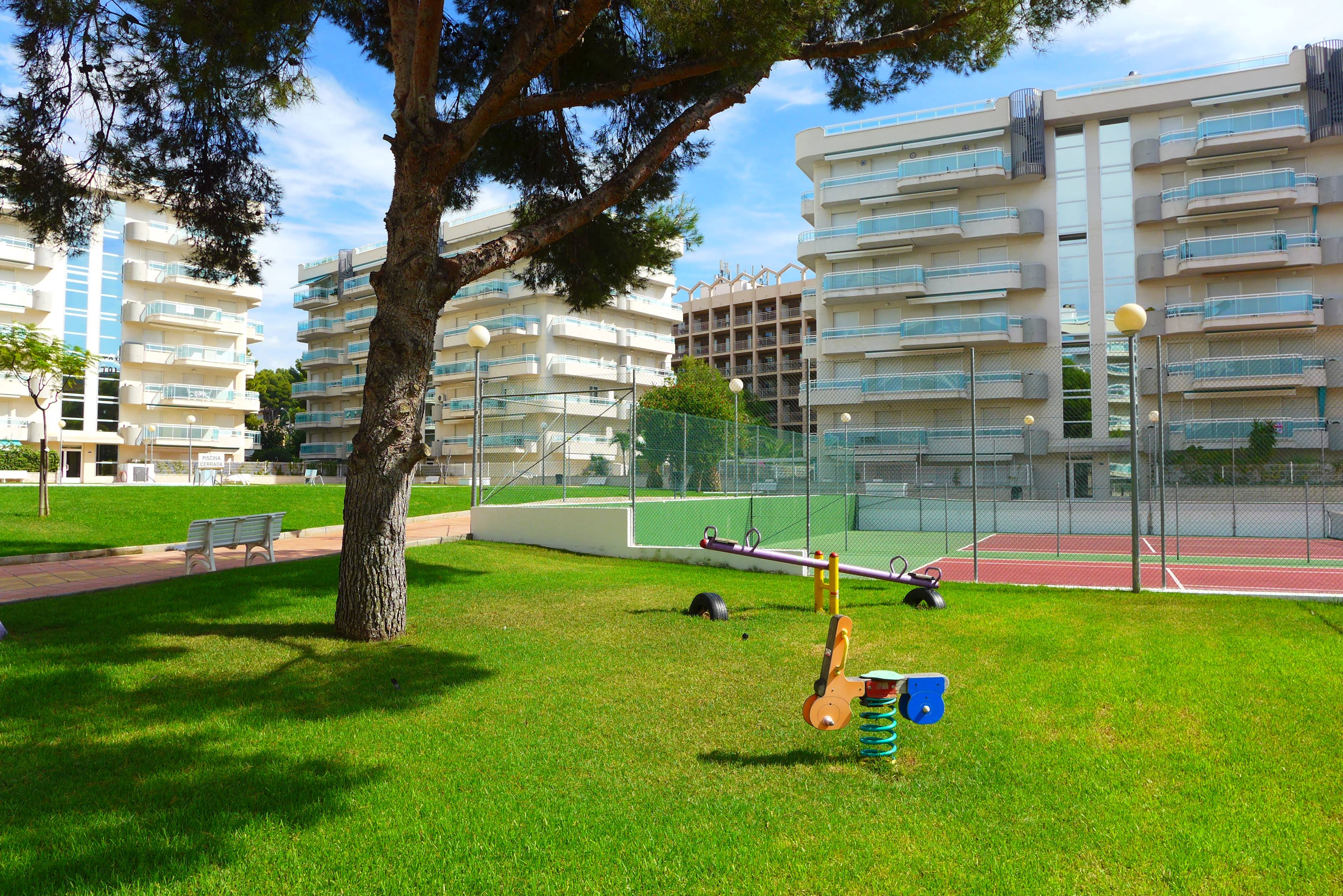 Larimar Apt 1