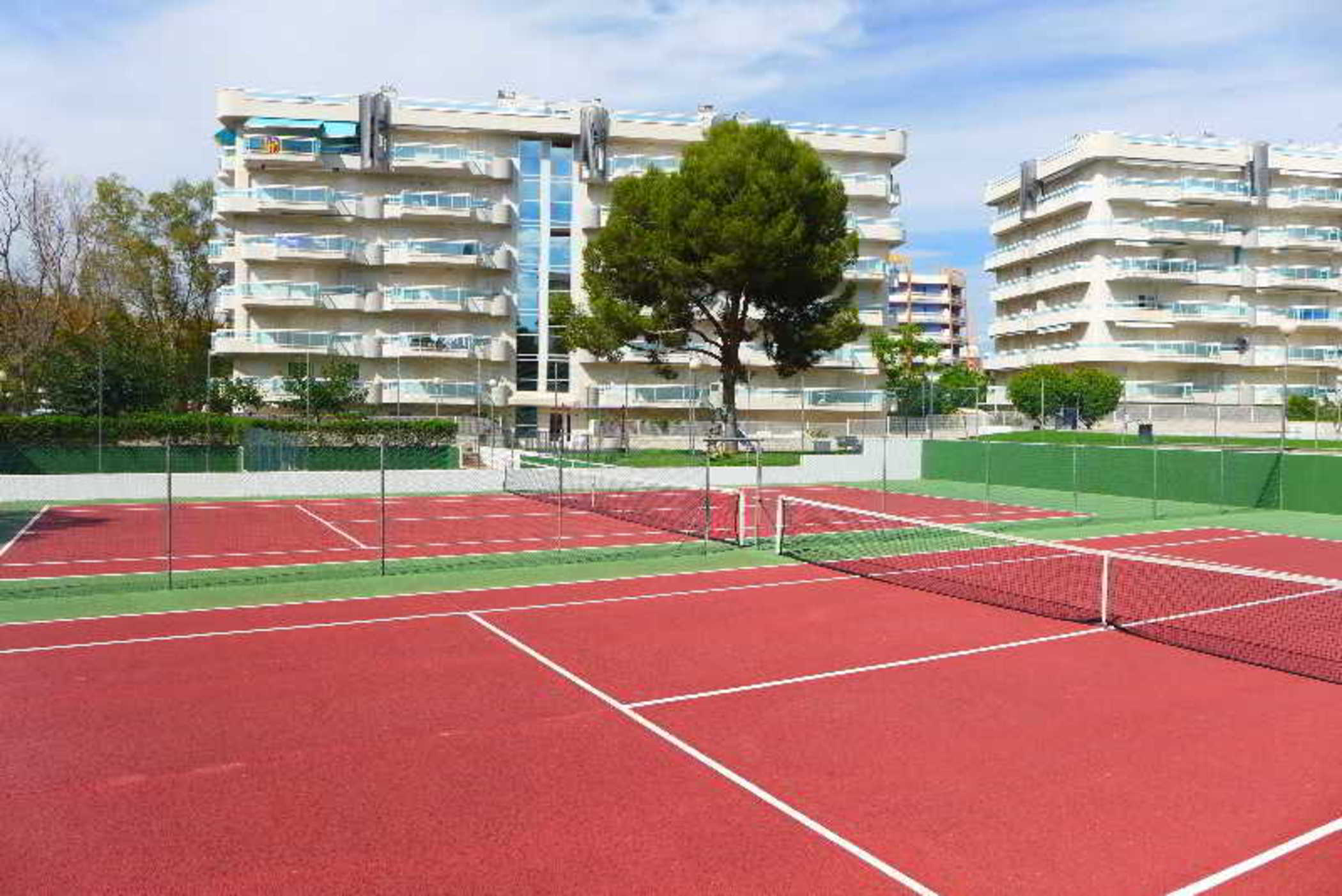 Larimar Apt 2