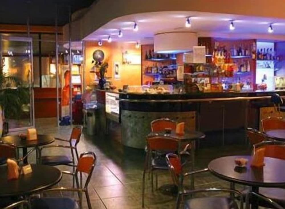 Hotel Blue Rose's 1