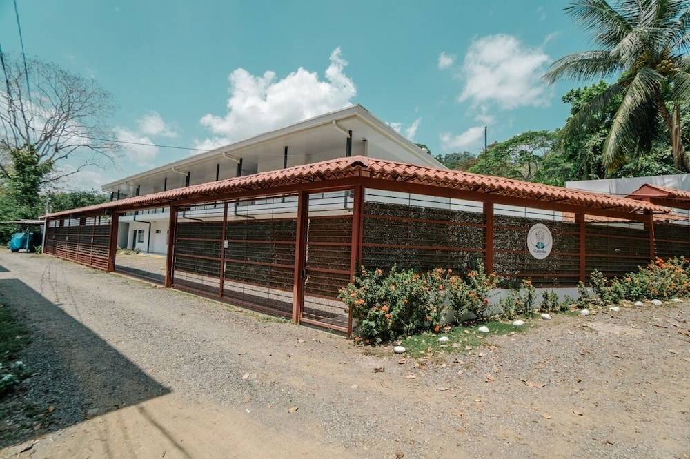 Apartamentos Ganesha Jacó 1
