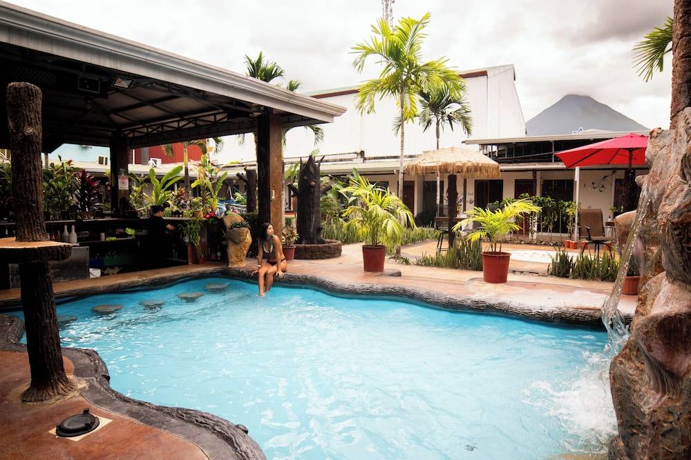Arenal Hostel Resort 1