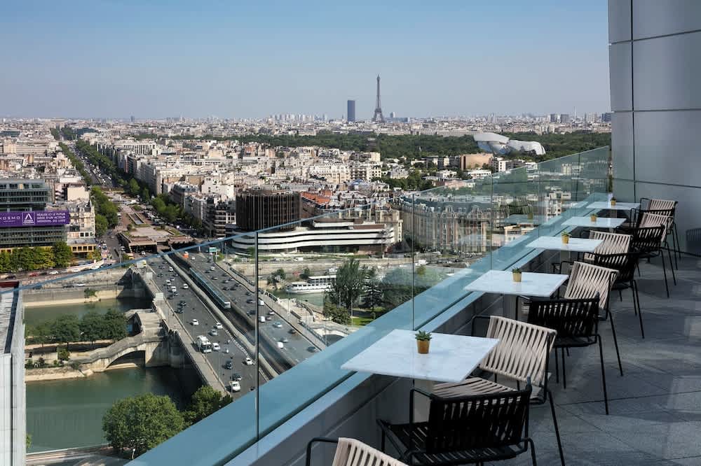 Meliá Paris La Défense 1
