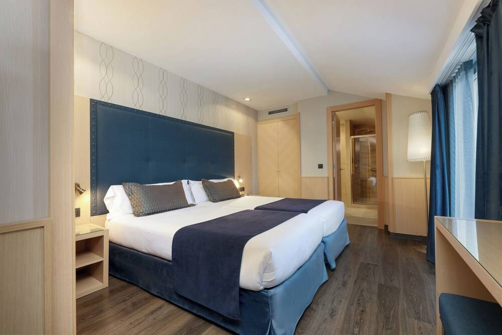 Hotel Pedro I de Aragón 4 Sup 1