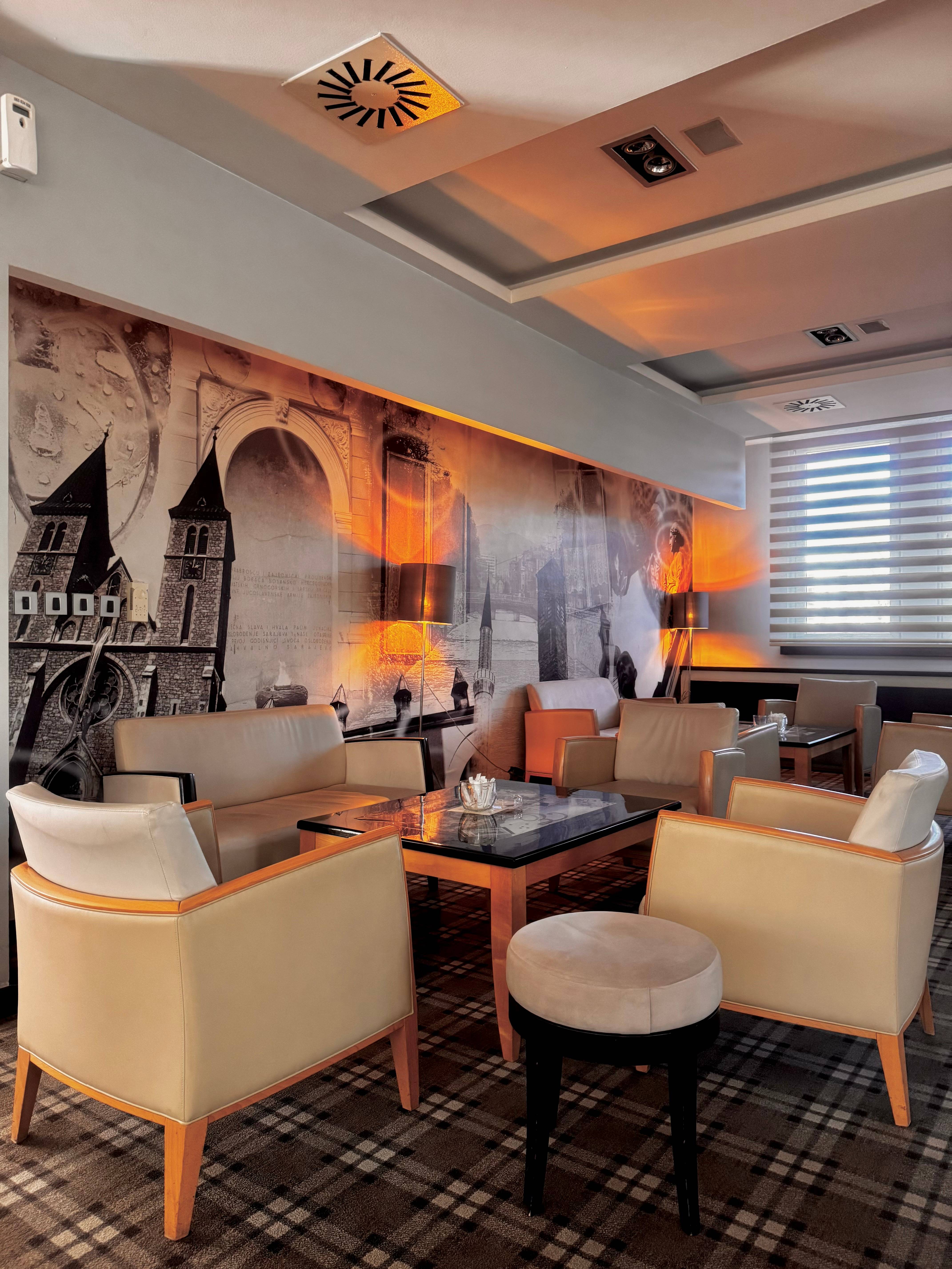 Hotel Exclusive 1