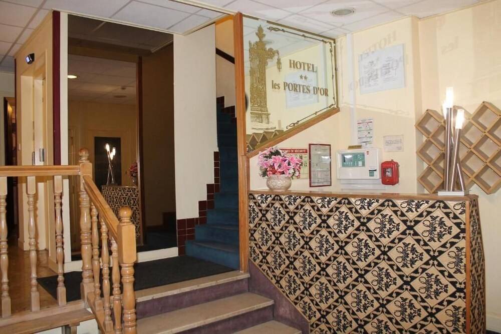 Hotel Les Portes D'Or 1