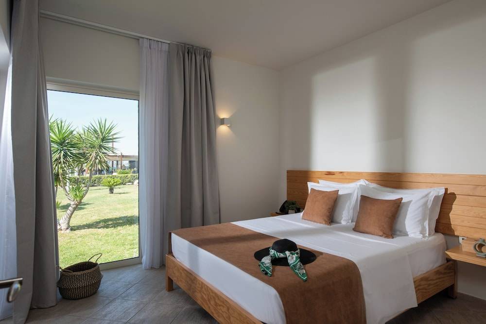 The River Suites - Adults Only 2