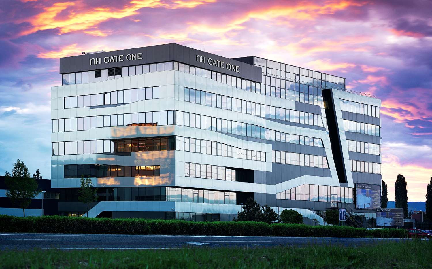 NH Bratislava Gate One 2