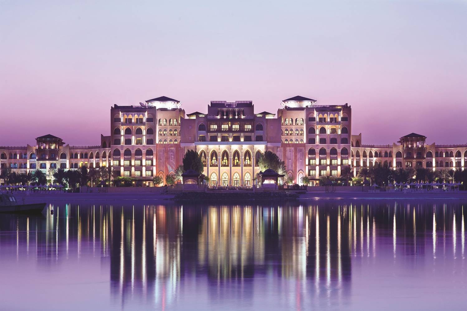 Shangri-La Qaryat Al Beri, Abu Dhabi 1