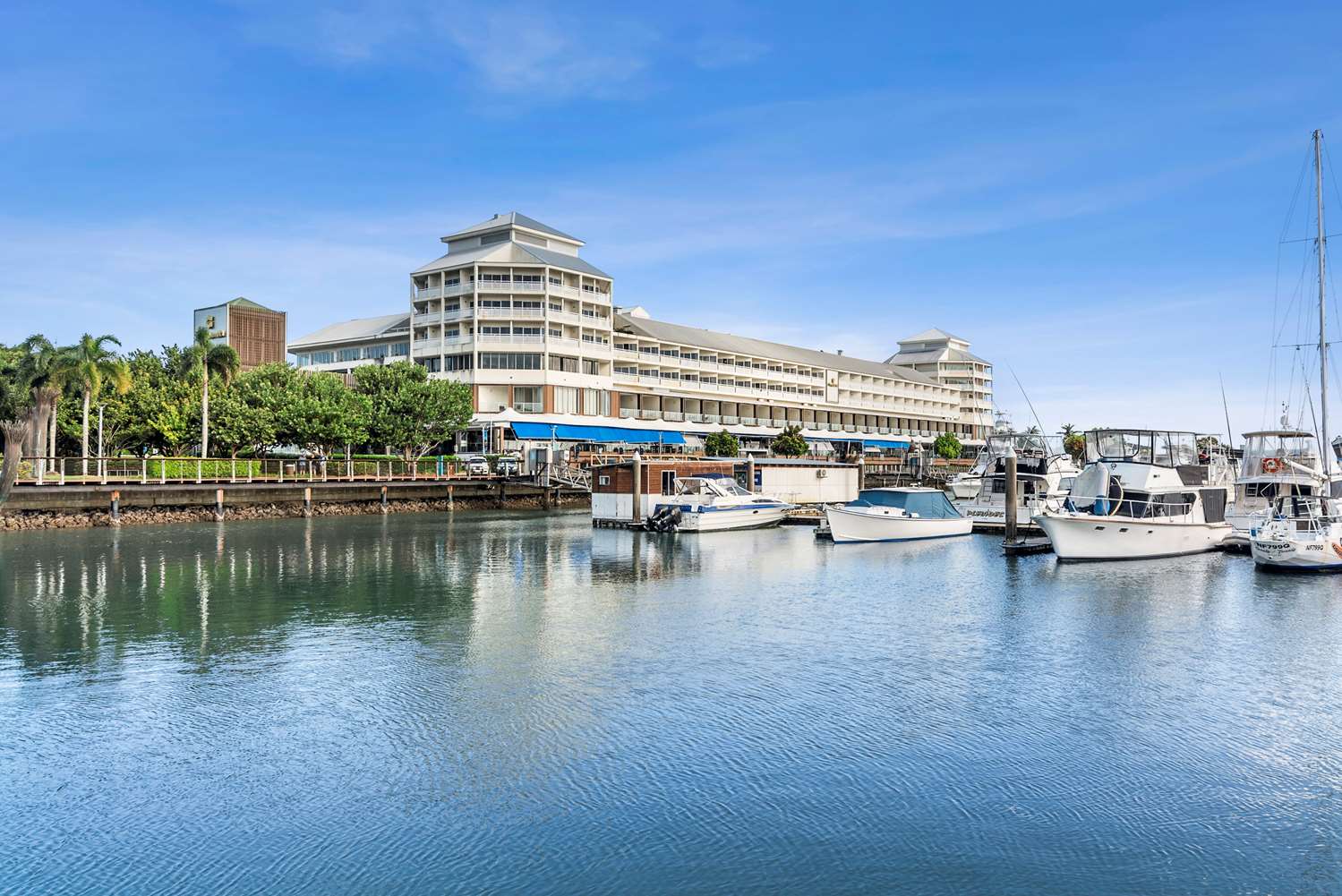 Shangri-La The Marina, Cairns 1