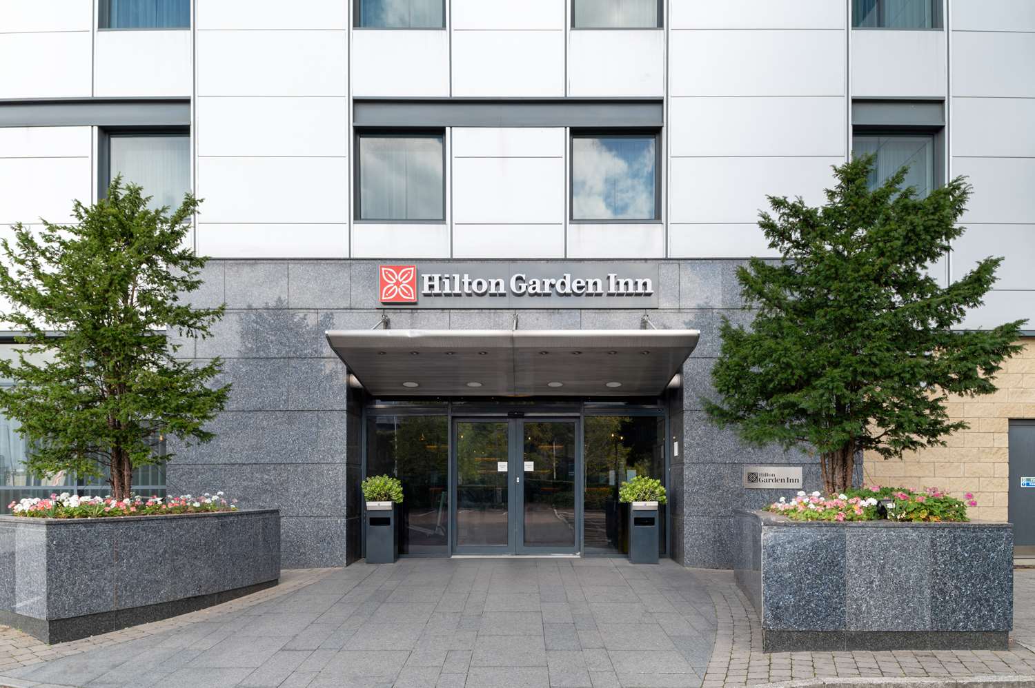 Hilton Garden Inn London Heathrow Airport 2