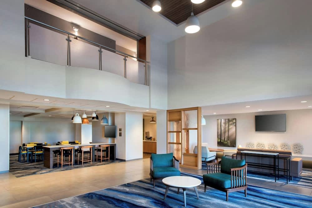 Fairfield Inn & Suites by Marriott Rome 2