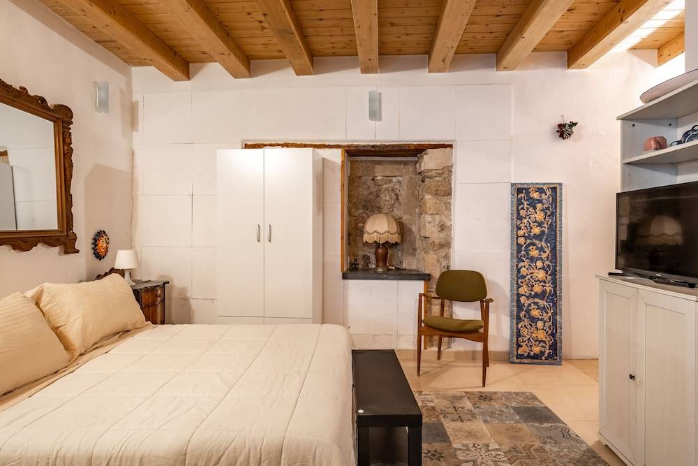 Alice s Studio by Wonderful Italy 2