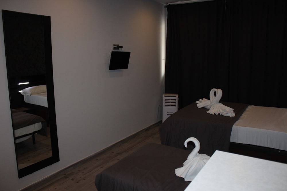 BCN Condal Hostal 1