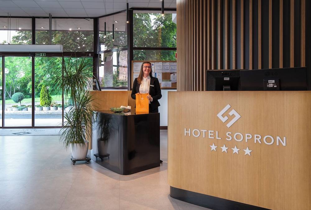 Hotel Sopron 2