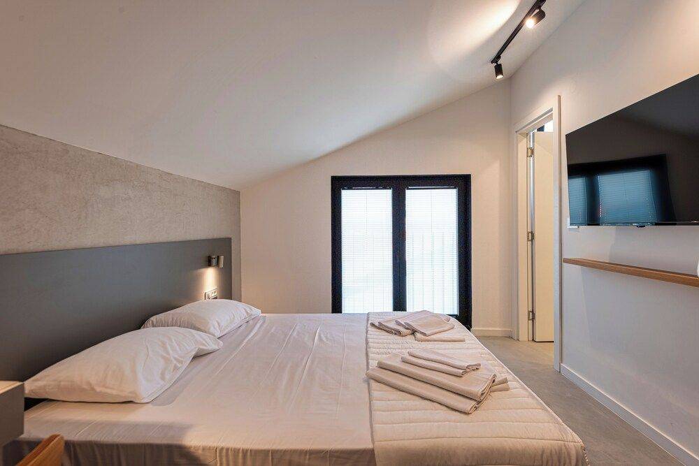 Lucciola Boutique Rooms 2
