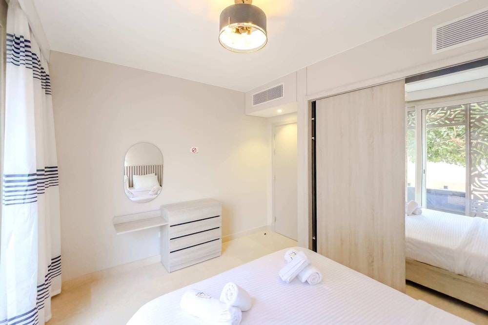 Homestyle & Summery 1BDR Mangroovy Free Beach Pool 1