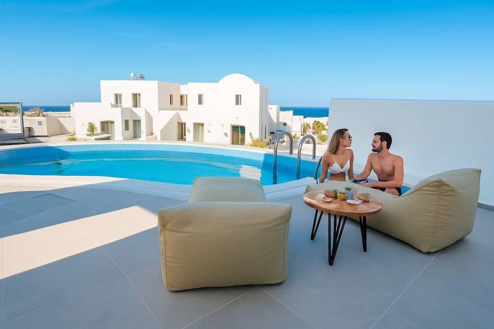 SantoNight Luxury Villas 1